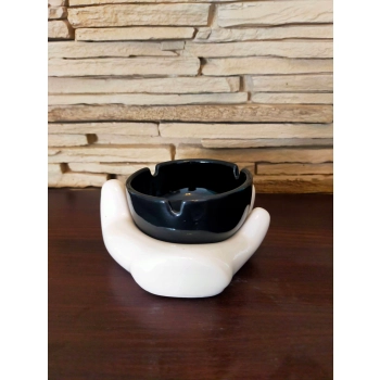 Popielniczka popielnica ręka do papierosów CZARNA